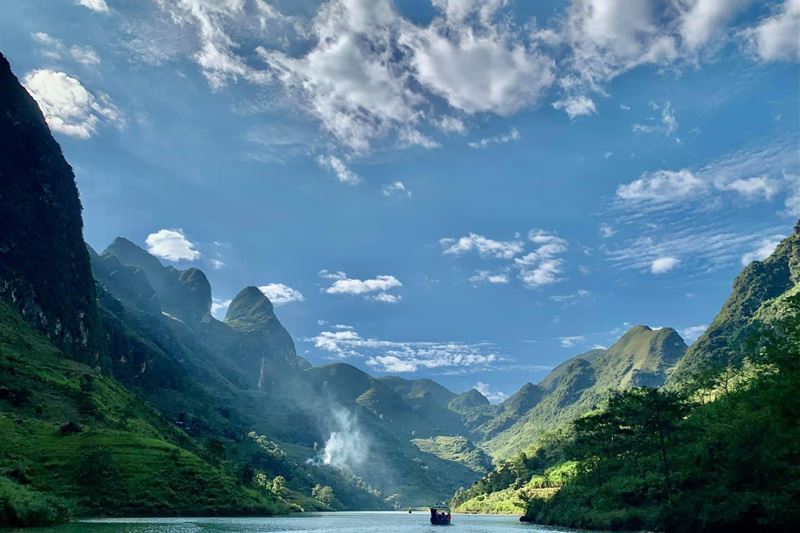 3-Day Ha Giang Loop Tour By Motorbike